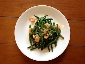 The legendary green beans! Paired with cheap frozen shrimp and leftover jalepanos