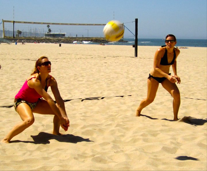 BeachBudget_Volleyball