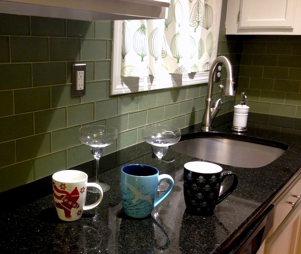 Glassware glory: 3 mugs and 2 margarita glasses
